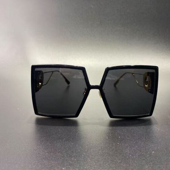 DIOR Montaigne 30 Oversized Square Sunglasses for Women - Picture 1 of 5